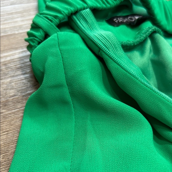 Fashion Nova Vibrant Green Belted Jumpsuit XS - Picture 10 of 11